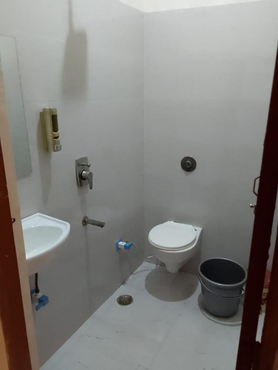 Hotel Lr Delite Inn 마투라 외부 사진